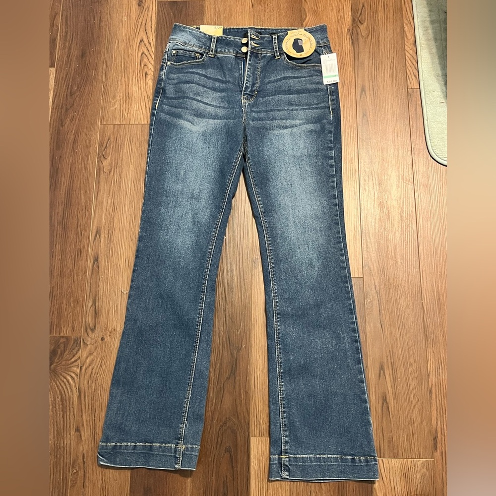 Stylish Indigo Women's Flare Jeans